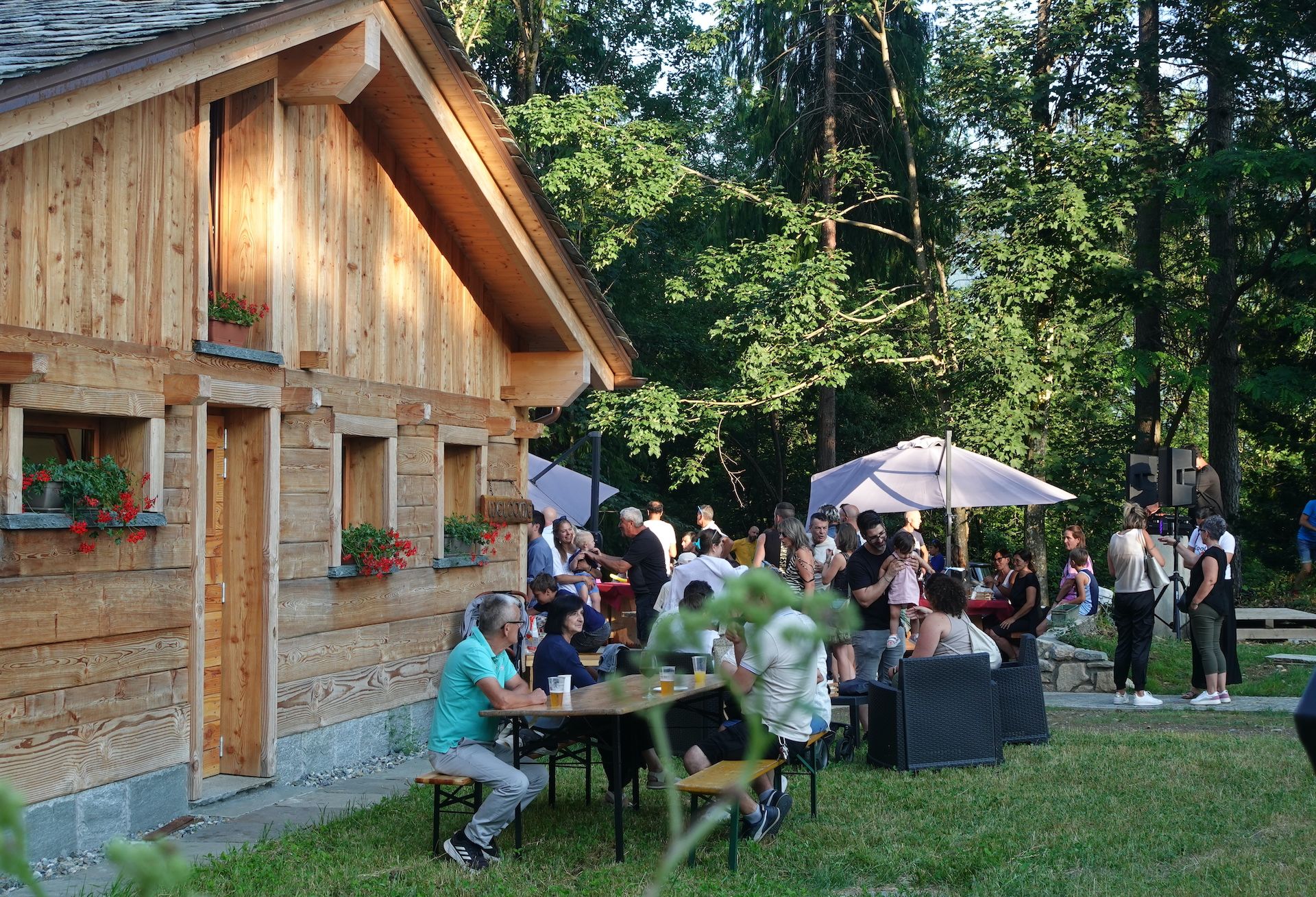 Ristorante Laghetto glamping Triangia